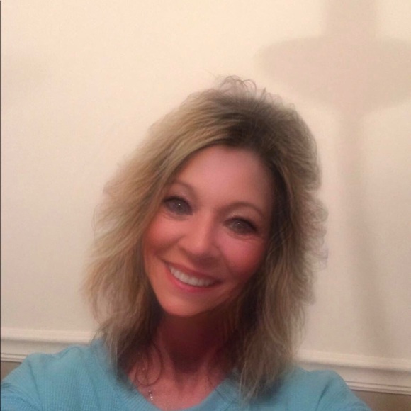 Meet your Posher, Gidget - Picture 7 of 11